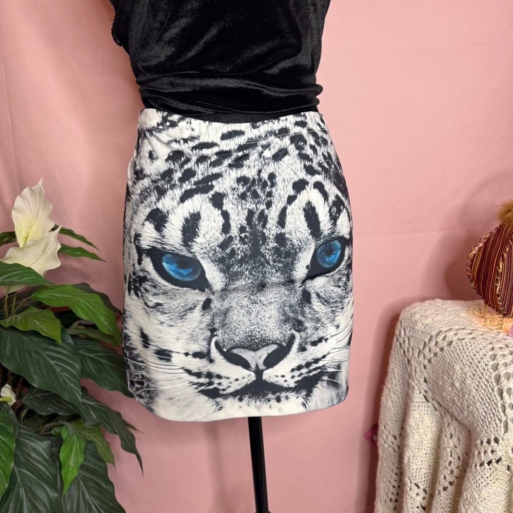 Snow Leopard Skirt Size S